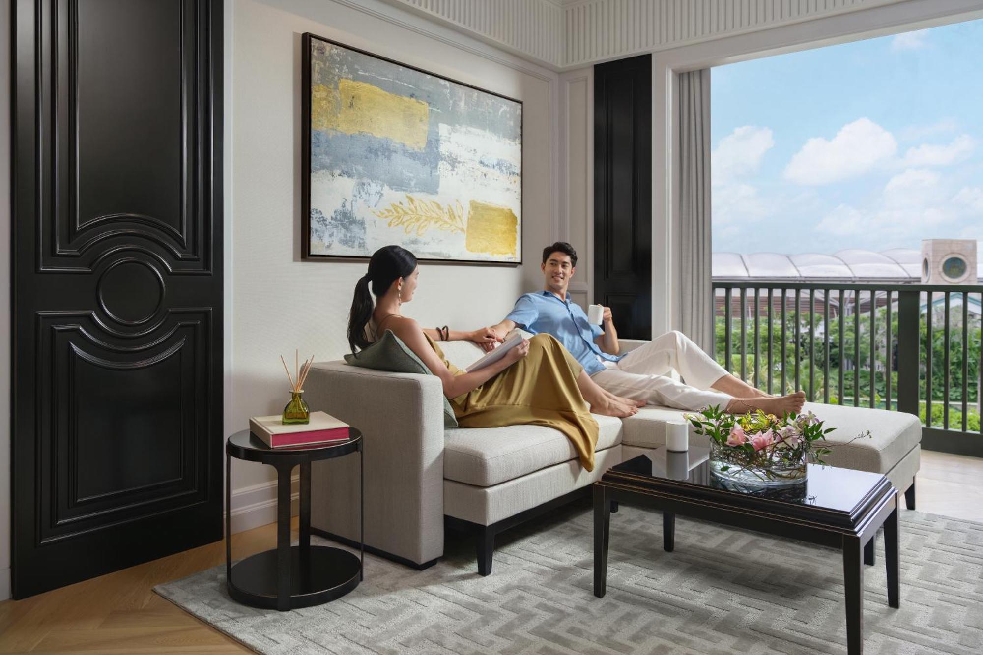 Deluxe King Suite