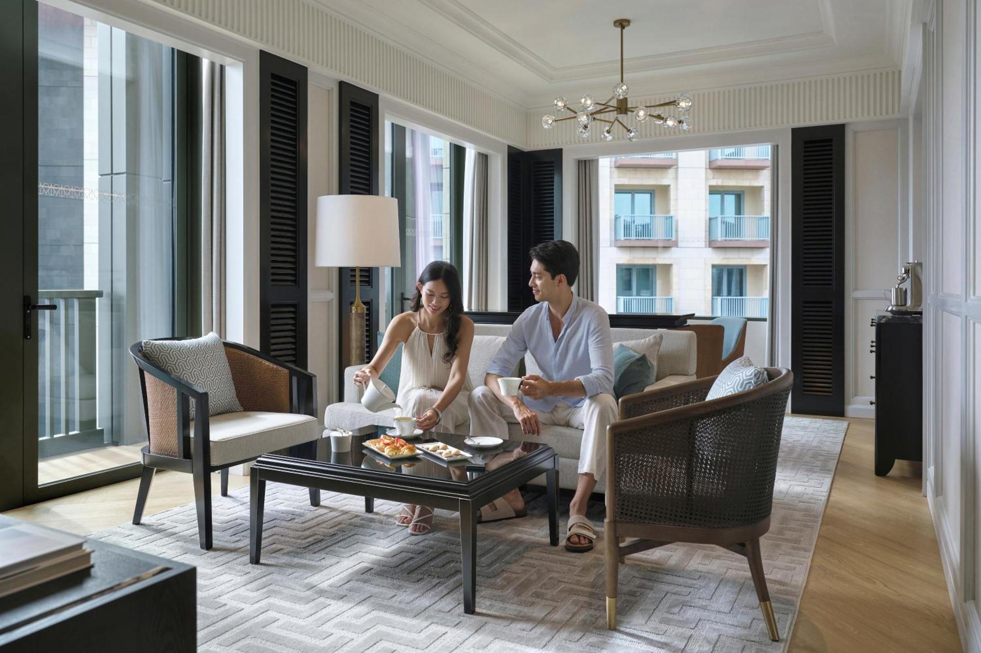 Grand Luxury King Suite