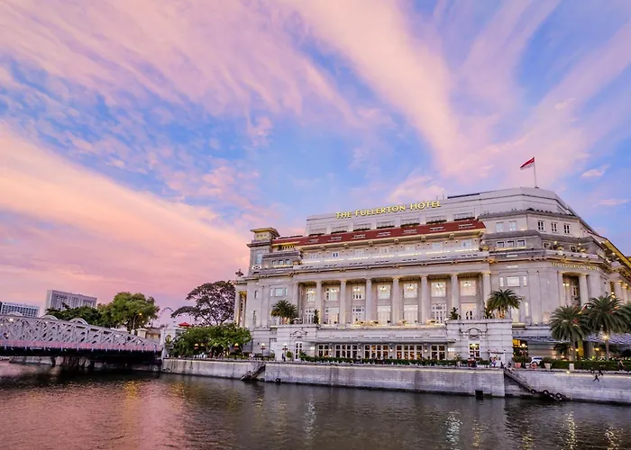 Fullerton Singapore
